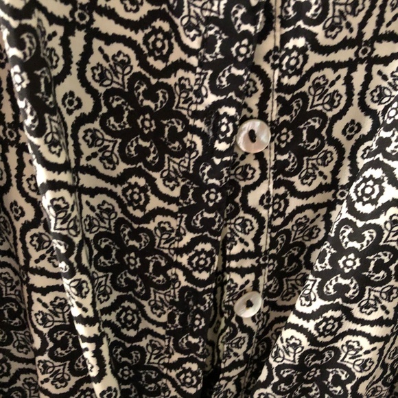 Patterned Romper - Picture 3 of 5